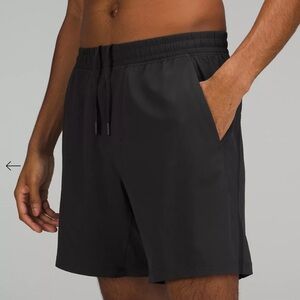 Lululemon Men’s Pace Breaker shorts 7” XXL